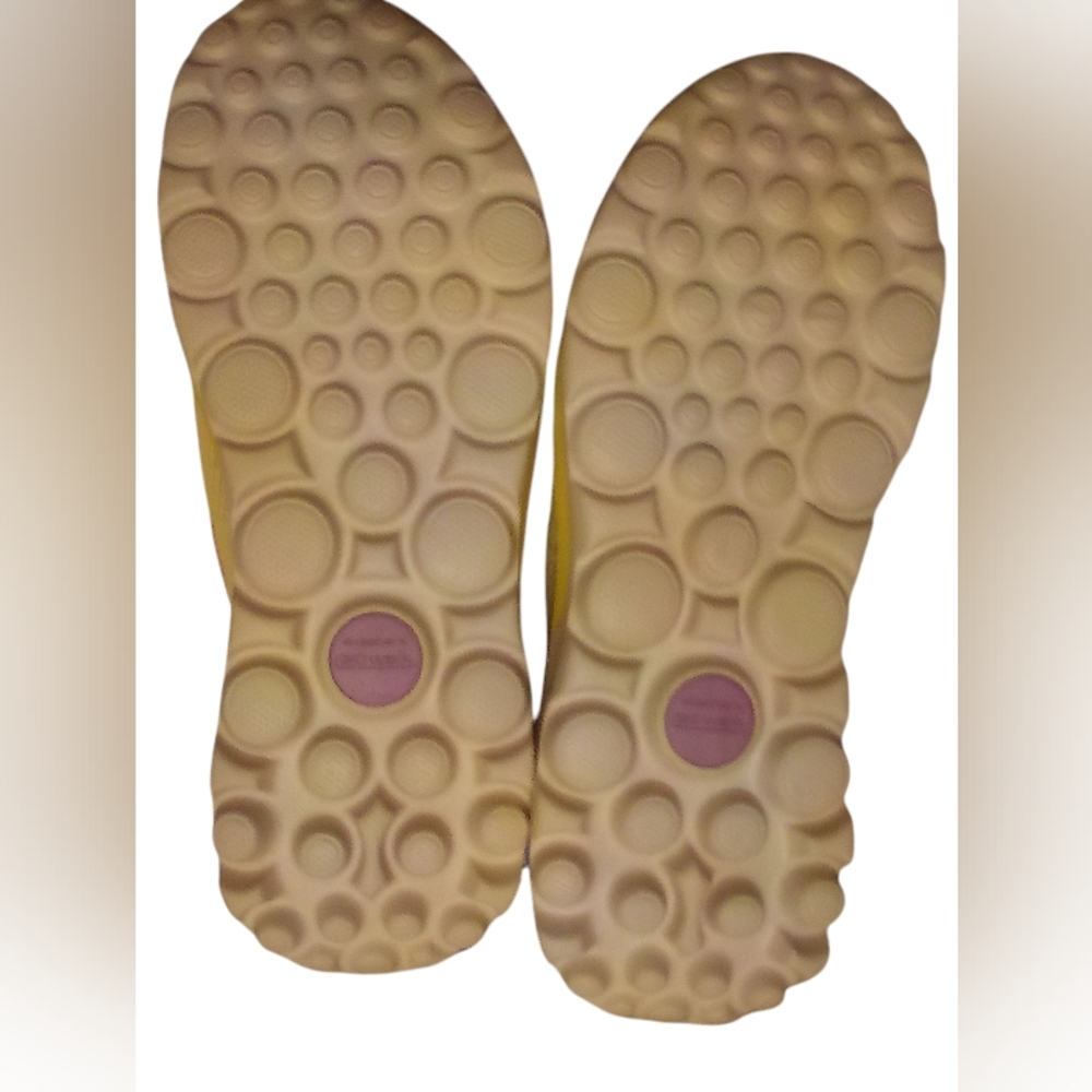 Skechers soft Yellow Slip-On Sneakers. - Picture 3 of 12